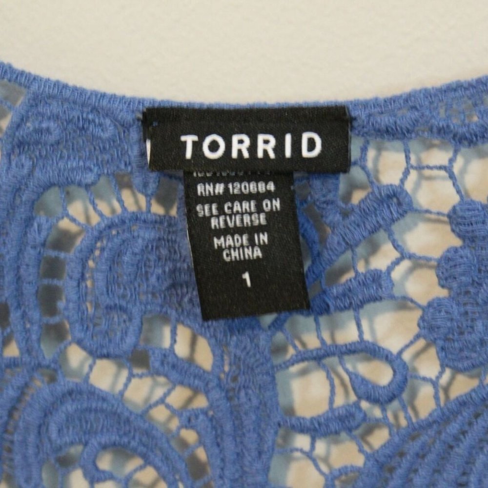 Torrid Crochet Lace Sheer Scalloped Crop Top Blue Plus Size 1X H10777 - Picture 4 of 7